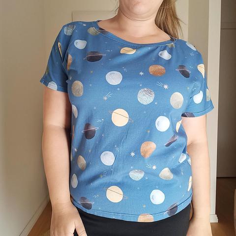 Planets Wallaby Tee size 16